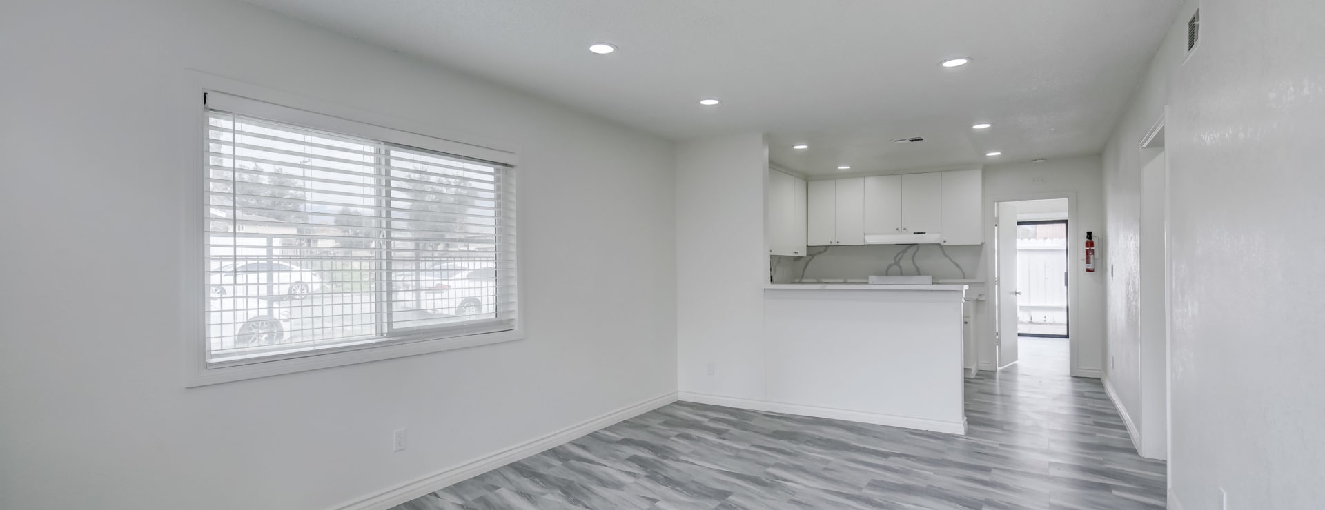 2095 Sunrise Lane, APT B
