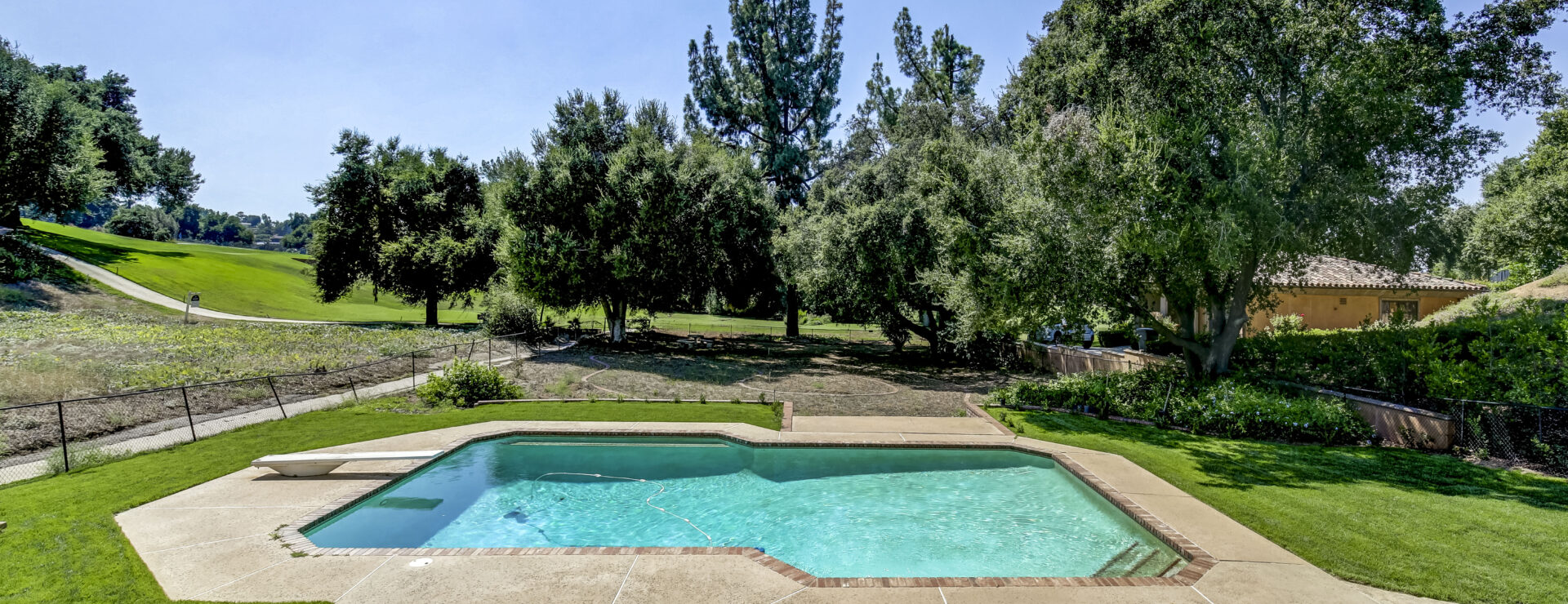 1710 country Club Lane