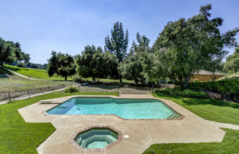 1710 country Club Lane