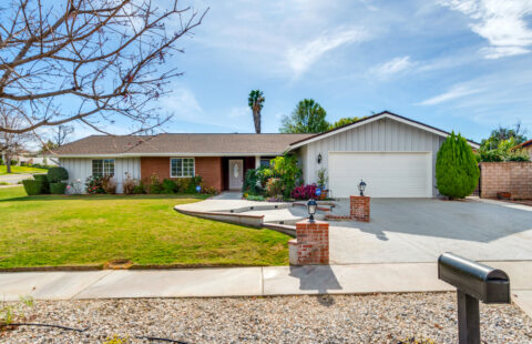 411 Iris Street, Redlands